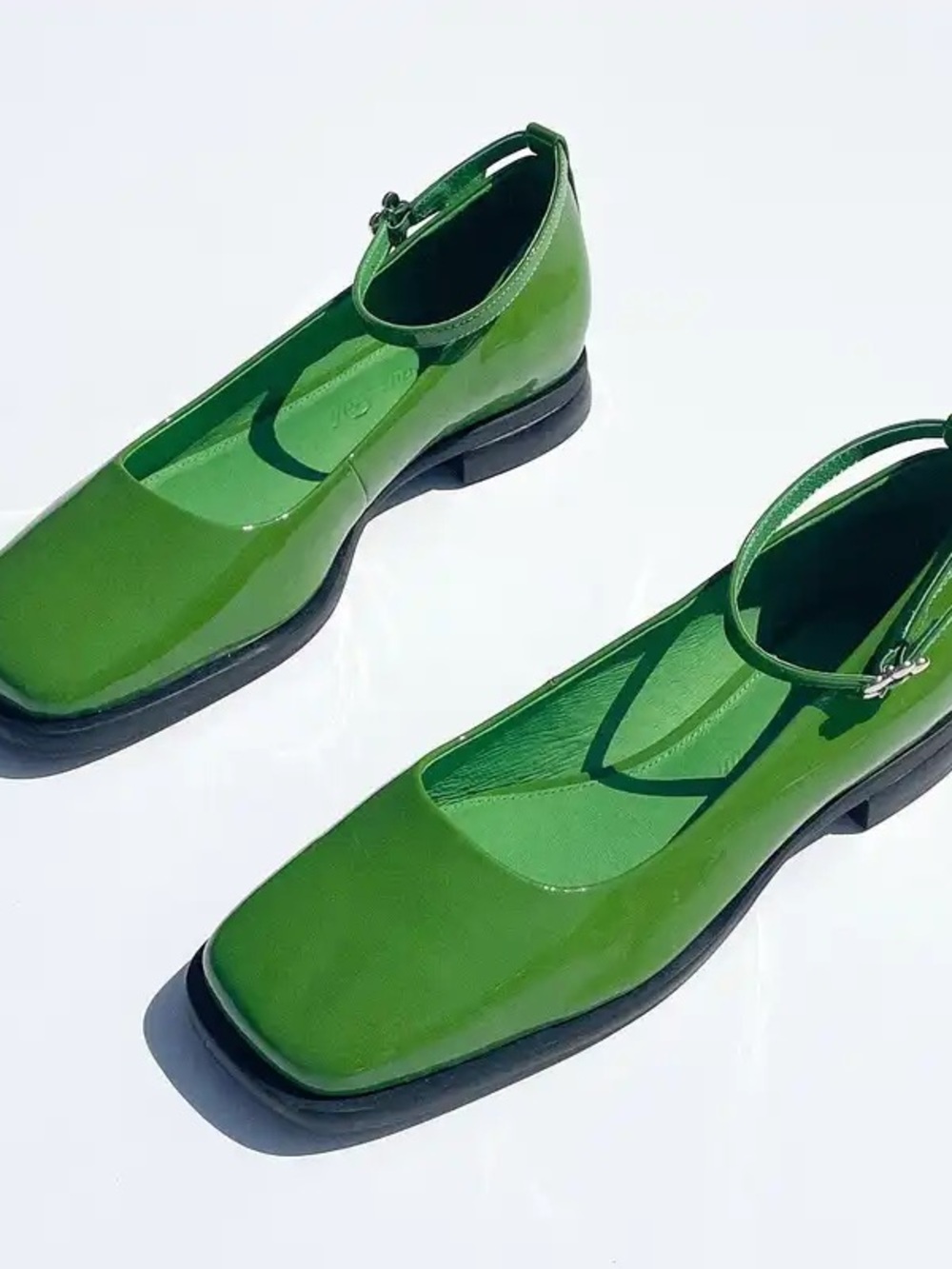 Lisa Says Gah Mia Mary Jane Green Patent Flats sz 9